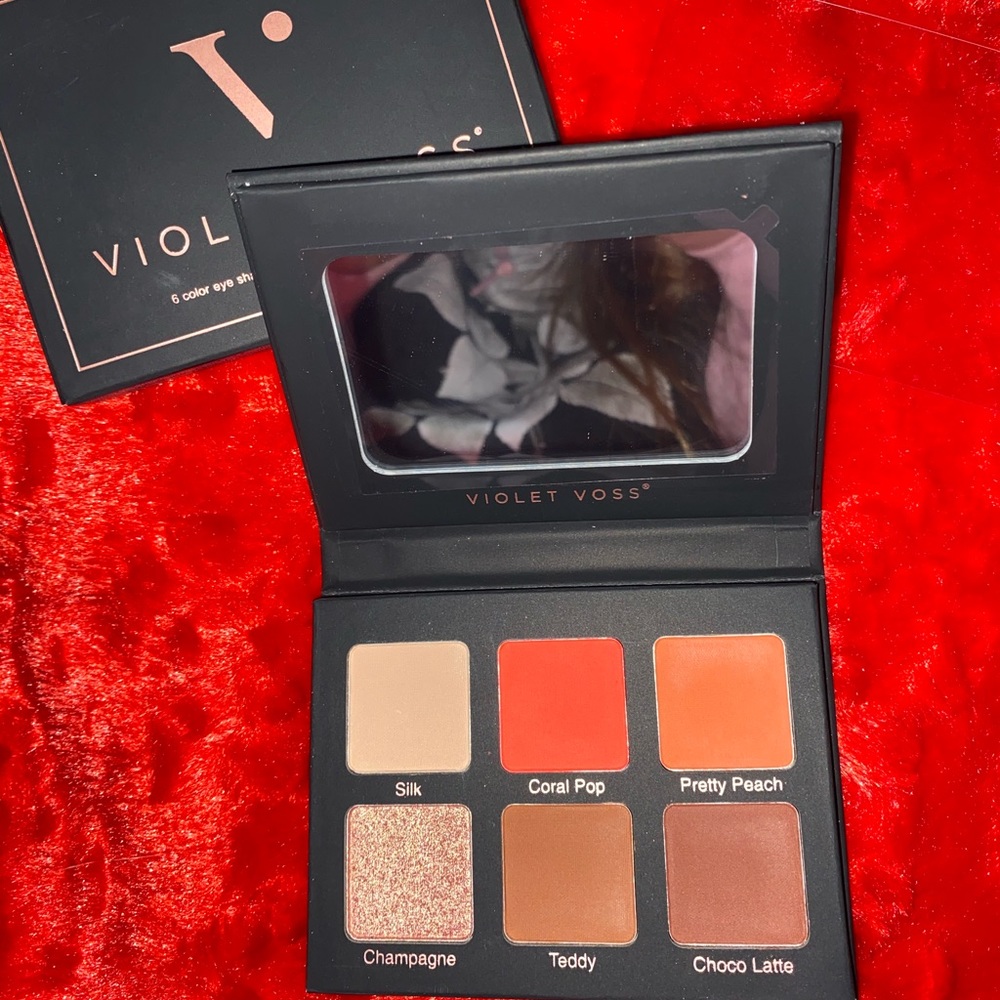 Violet Voss palette